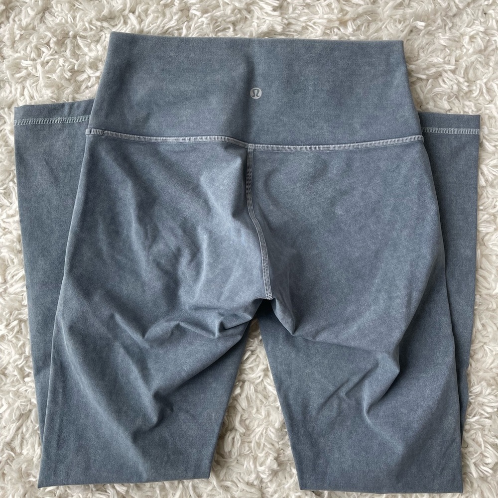 Lululemon leggings size 6